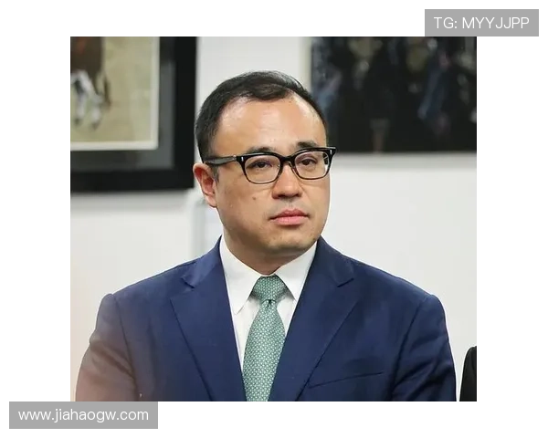 两竞标者联手收购列维股份要价